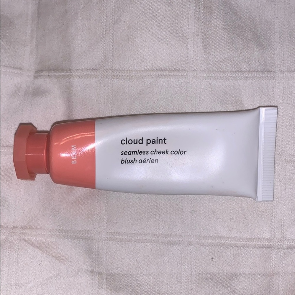 glossier cloud paint in shade beam